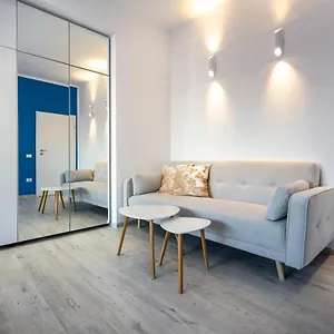 Appartamento Blue Design In Magheru Romania